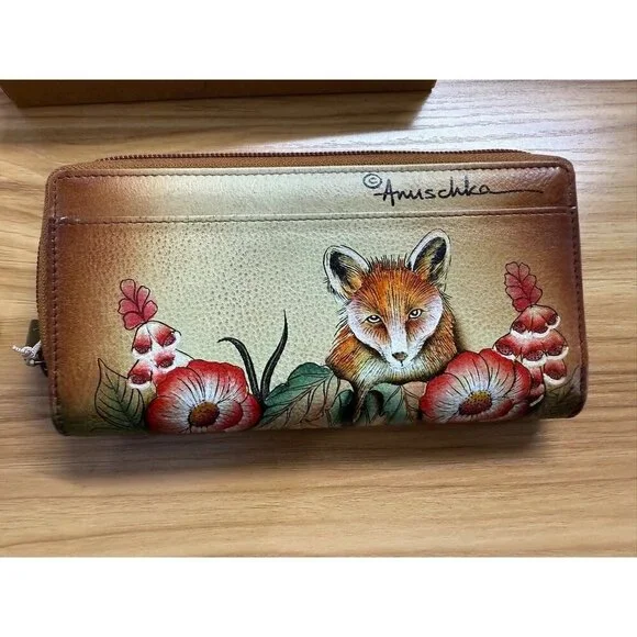 ANUSCHKA CURIOUS FOXES HAND-PAINTED LEATHER WALLET WITH RFID PROTECTION - NEW - Picture 3 of 5
